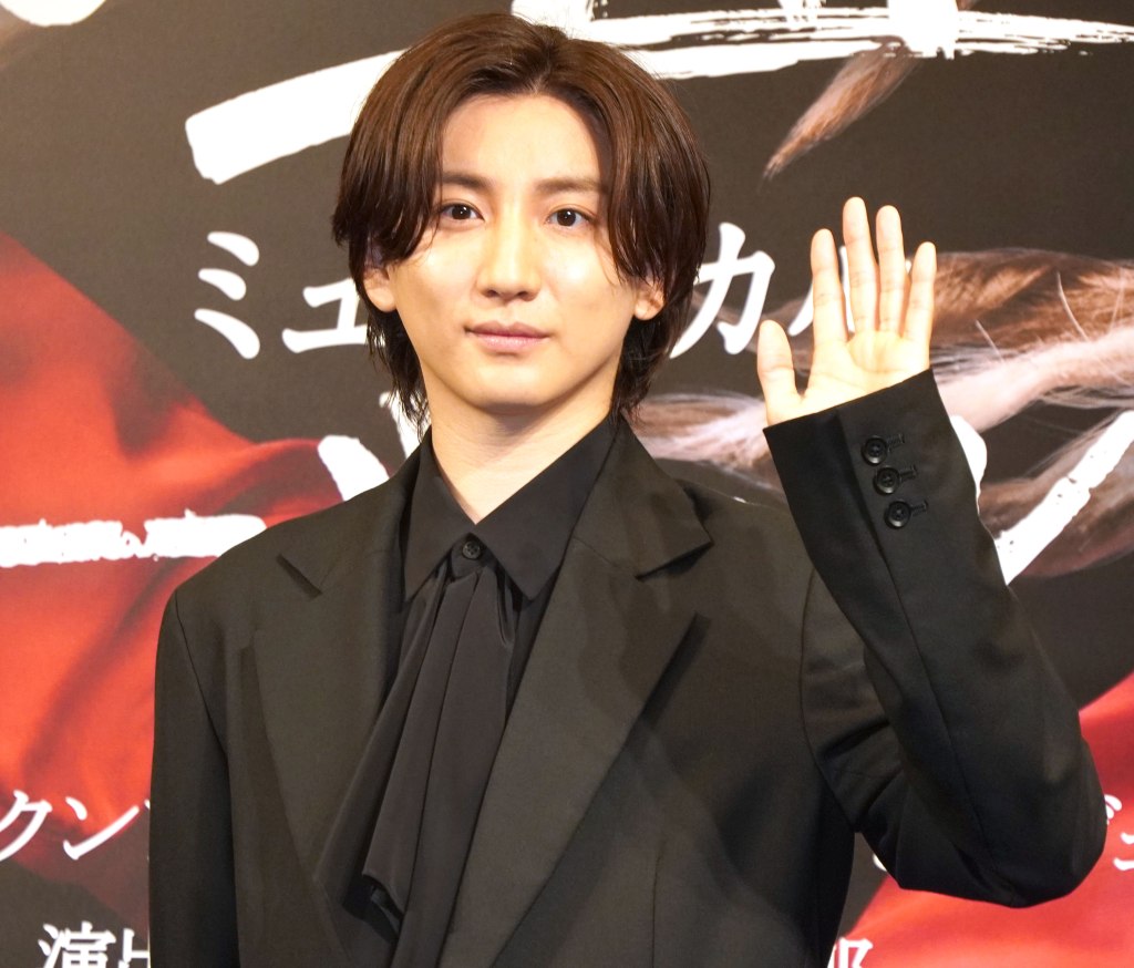Visuals and press conference for the musical Mozart! starring