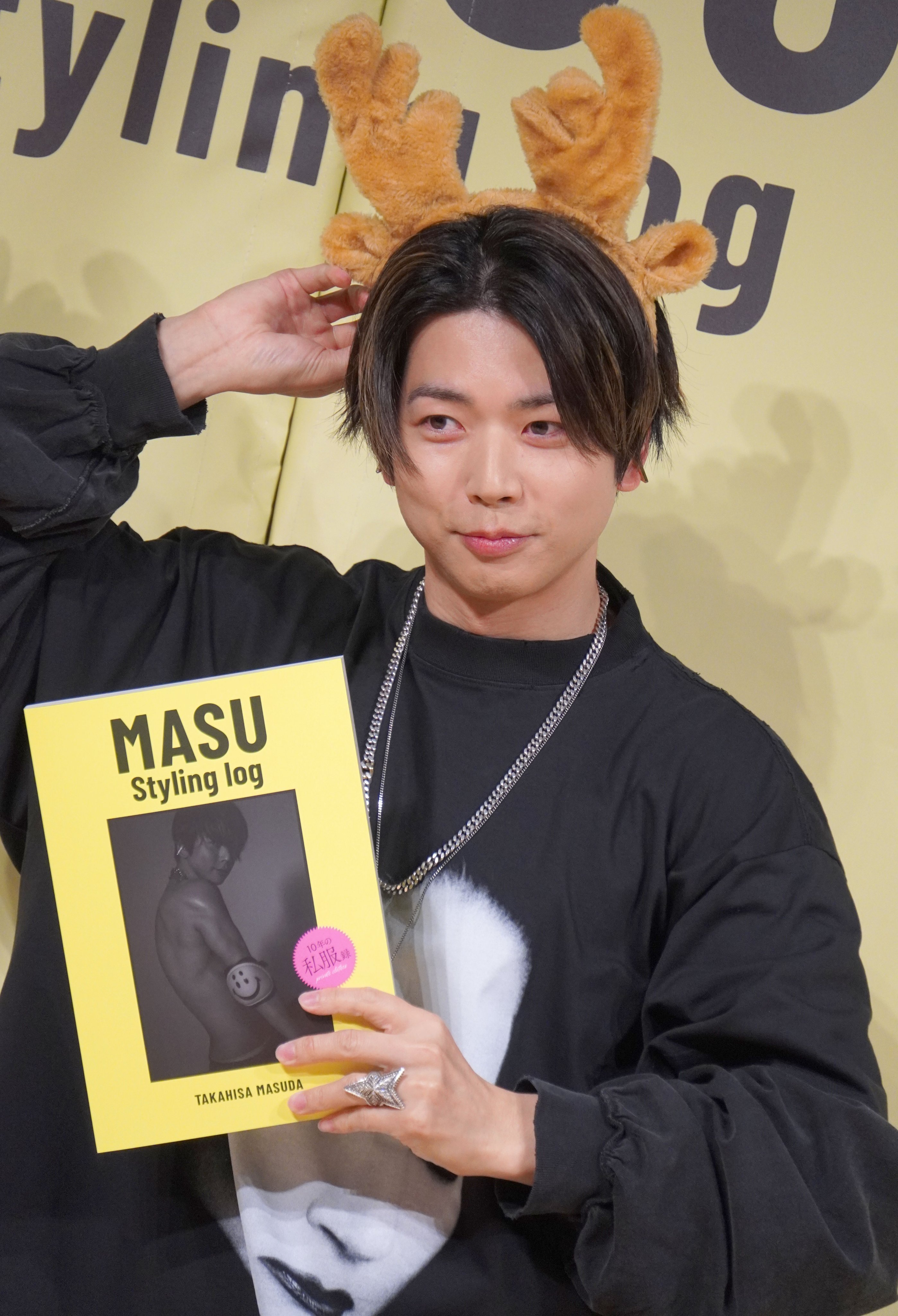 Masuda Takahisa (NEWS) releases his first fashion book 『MASU