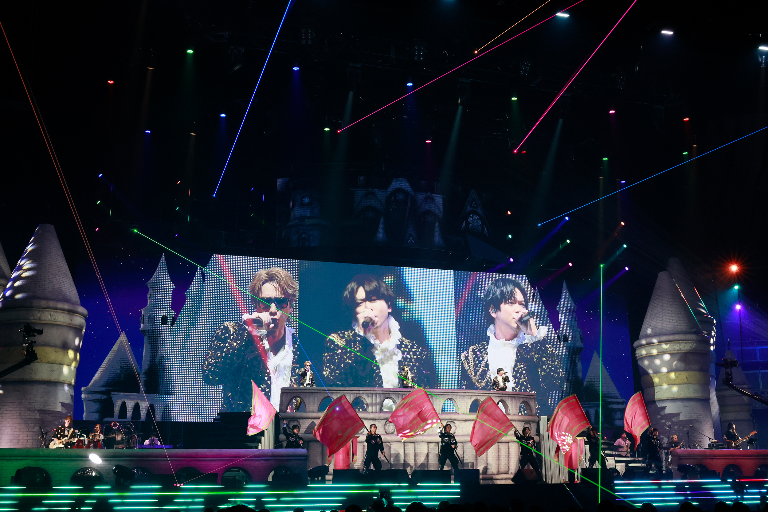 Experience the Magic of NEWS LIVE TOUR 2025 Henshin