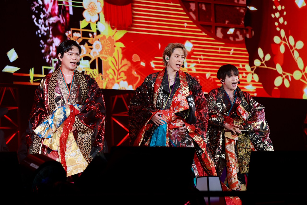 Live Report: NEWS LIVE TOUR 2025 Henshin (変身)
